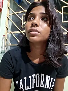 Snapshot of _sexy-queen chatting on 10-02-25, 05:20 sexy-queen online show from 10-02-25, 05:20