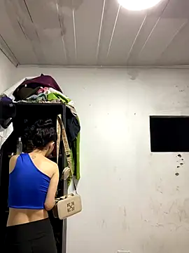 Snapshot of sashaxxx1630 chatting on 09-10-25, 07:08 sashaxxx1630 online show from 09-10-25, 07:08