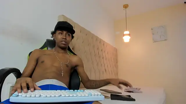 Jax Maliq online show from 11-29-25, 03:31