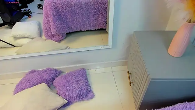 Mia Valentine  online show from 02-02-26, 08:07