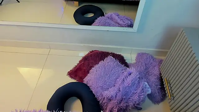 Mia Valentine  online show from 04-14-26, 08:04