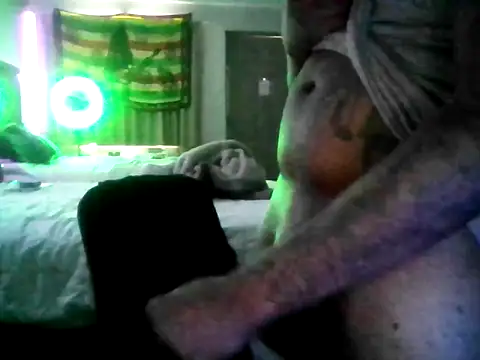 hisandhers4u online show from 04-20-26, 09:27