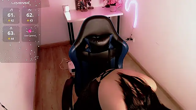 Lunyhose online show from 03-28-26, 08:41