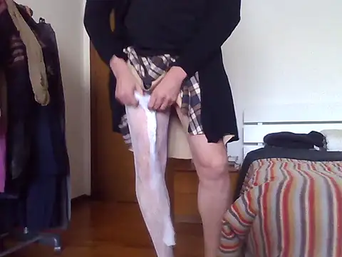 Snapshot of Nady79xxx chatting on 01-11-26, 11:59 Nady79xxx online show from 01-11-26, 11:59