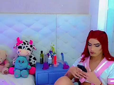 Snapshot of hanna_sweett34 chatting on 10-26-25, 12:05 hanna sweett34 online show from 10-26-25, 12:05