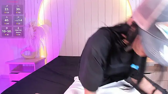 ALICESANDOVAL online show from 04-02-26, 11:30