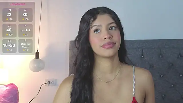 Snapshot of emma_blake_ chatting on 10-06-25, 03:04 emma blake  online show from 10-06-25, 03:04