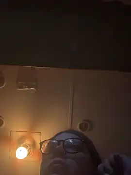 Snapshot of adventuresinsky chatting on 10-09-25, 07:17 adventuresinsky online show from 10-09-25, 07:17