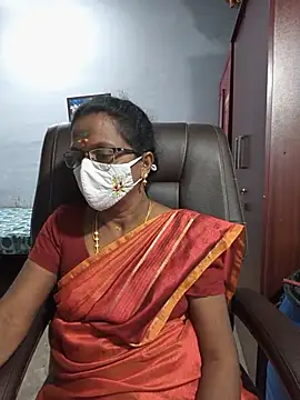 Snapshot of umashreetamil chatting on 06-23-26, 06:50 umashreetamil online show from 06-23-26, 06:50
