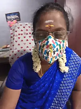 Snapshot of umashreetamil chatting on 07-29-26, 06:22 umashreetamil online show from 07-29-26, 06:22