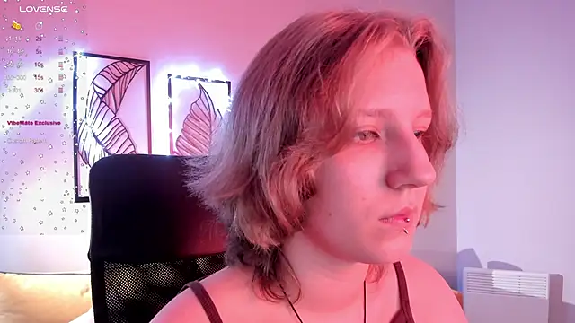 Hailey Foxy online show from 10-25-25, 08:55