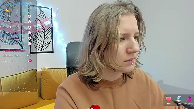 Hailey Foxy online show from 01-14-26, 11:49