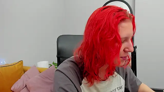 Hailey Foxy online show from 04-22-26, 11:45