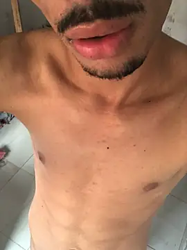 UsualSummer2 online show from 04-07-26, 02:17