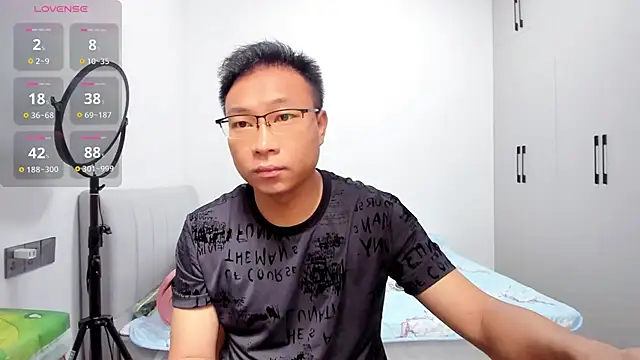 zhubo520 online show from 06-28-26, 02:39