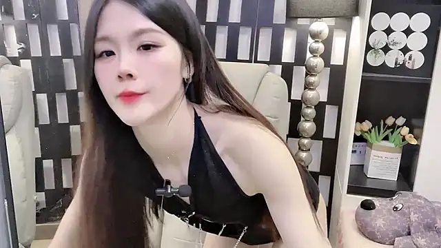 Yueyue-MM online show from 01-06-26, 01:37