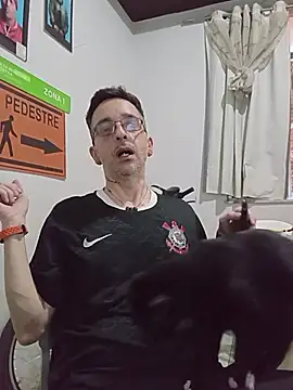 dinho carioca online show from 11-18-25, 09:58