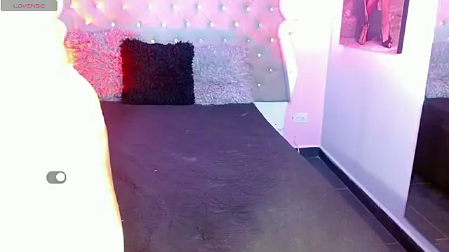 Honey Moontsts online show from 02-23-26, 12:24