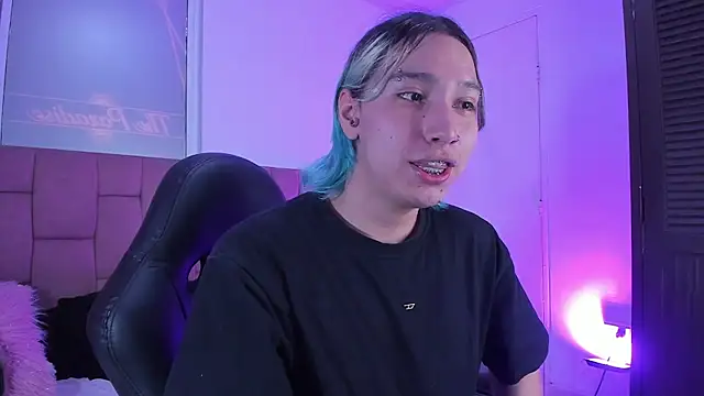 AngelFlexxx online show from 04-23-26, 07:38