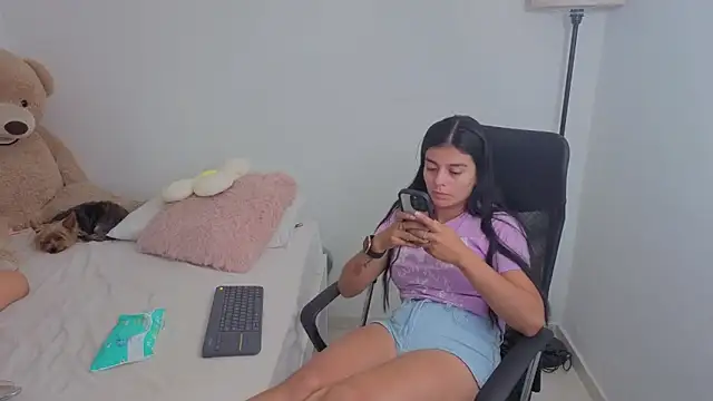 valerihouse online show from 10-24-25, 12:52