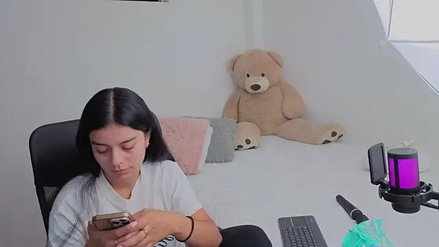 valerihouse online show from 01-16-26, 01:20