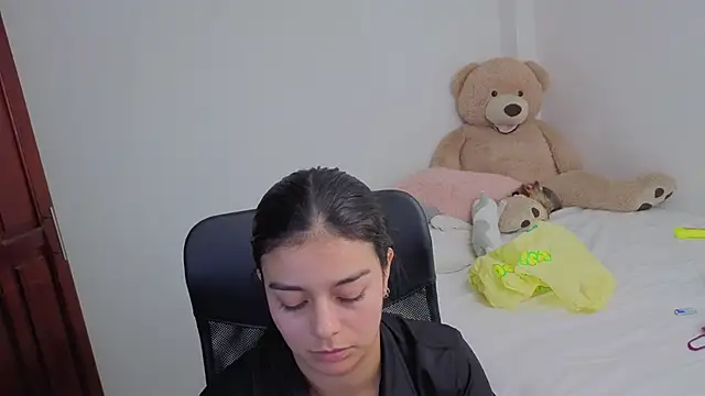 valerihouse online show from 02-25-26, 12:42