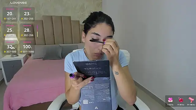 Scarlett 12 online show from 02-24-26, 11:30