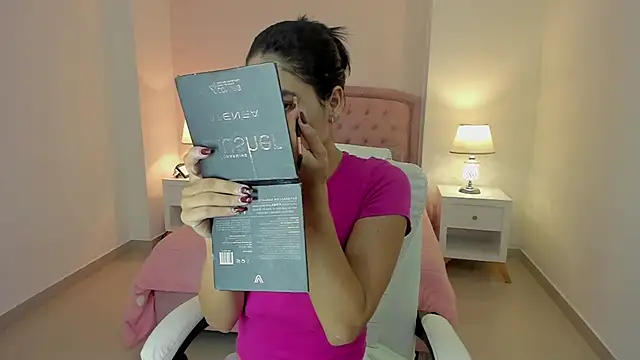 Scarlett 12 online show from 03-09-26, 12:20