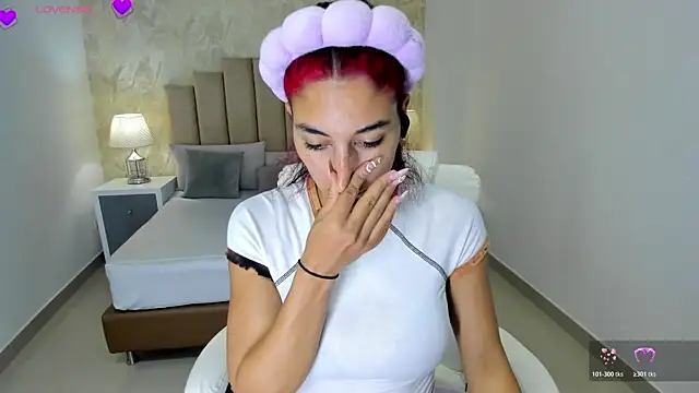 Scarlett 12 online show from 03-30-26, 09:32