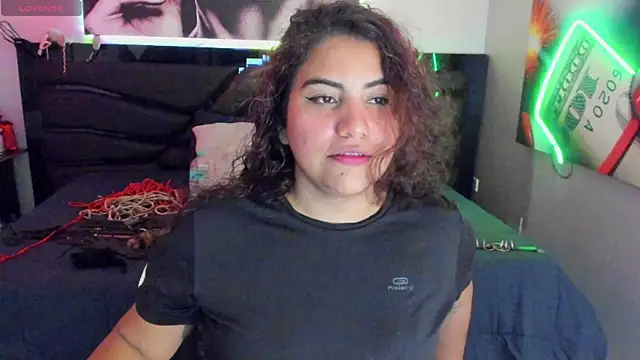 Sara Bdsm  online show from 04-19-26, 04:17