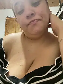 bruna438 online show from 03-17-26, 11:57