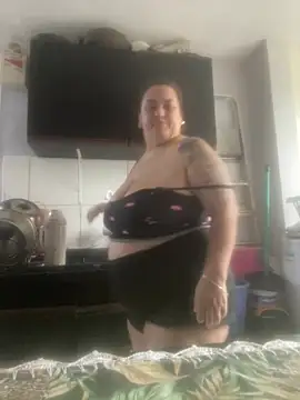 Snapshot of bruna438 chatting on 07-22-26, 02:31 bruna438 online show from 07-22-26, 02:31