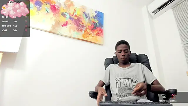 Snapshot of Alan_blacke chatting on 10-23-25, 07:12 Alan blacke online show from 10-23-25, 07:12