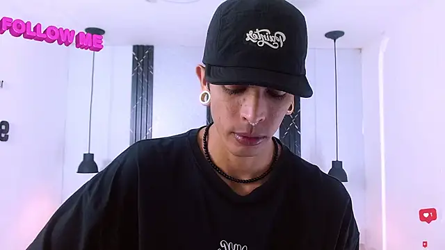 Franvill Trato online show from 01-16-26, 07:40