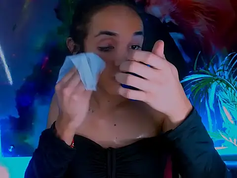 Snapshot of Cristal_Gem1 chatting on 09-27-25, 12:15 Cristal Gem1 online show from 09-27-25, 12:15