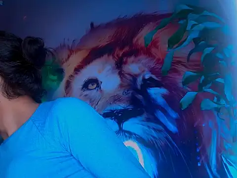 Snapshot of Cristal_Gem1 chatting on 10-16-25, 04:57 Cristal Gem1 online show from 10-16-25, 04:57