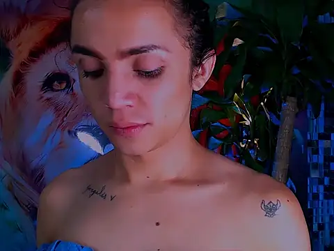 Snapshot of Cristal_Gem1 chatting on 11-06-25, 02:01 Cristal Gem1 online show from 11-06-25, 02:01