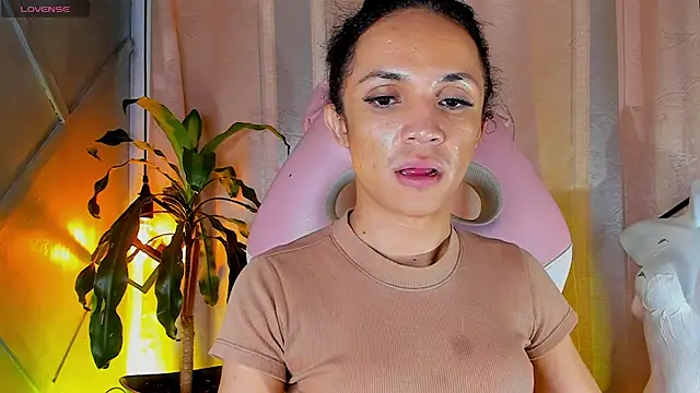 Cristal Gem1 online show from 06-10-26, 12:15