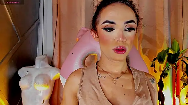 Cristal Gem1 online show from 07-19-26, 06:17
