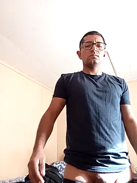 aquel boy xx online show from 10-27-25, 08:46