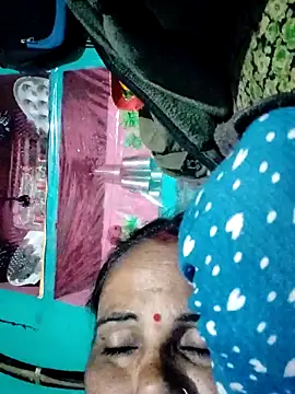 Pooja750 online show from 11-22-25, 05:12