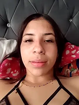 Liagni0 online show from 10-29-25, 03:47