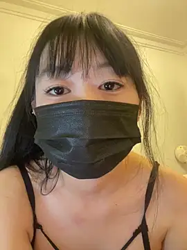 Minnie-2025 online show from 02-28-26, 06:20