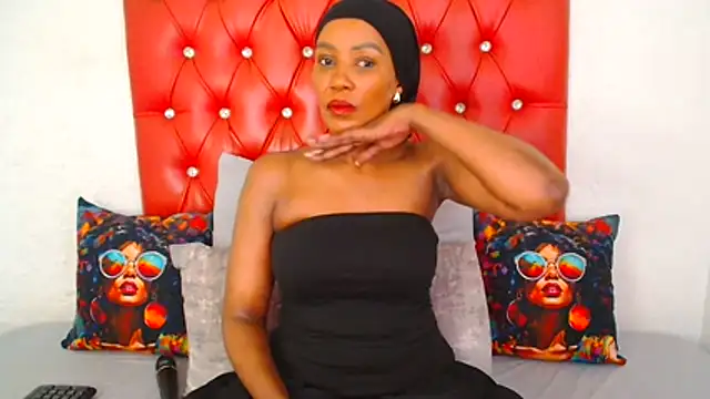 GaggingQueen32 online show from 11-13-25, 05:34