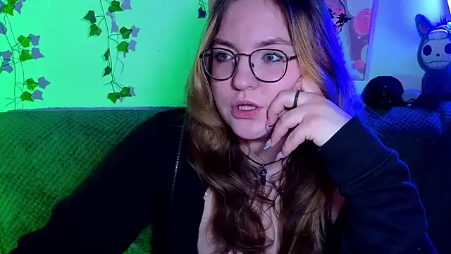 Snapshot of ZayaRush chatting on 06-02-26, 03:25 ZayaRush online show from 06-02-26, 03:25