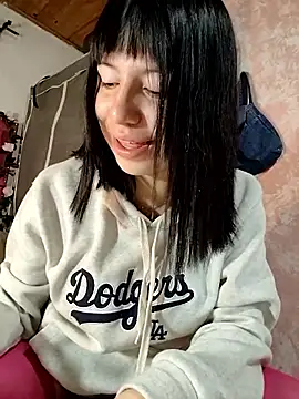 Kitty Melodi online show from 11-08-25, 09:09