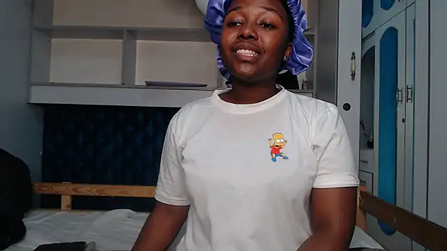 Minnie6879 online show from 09-21-25, 04:30