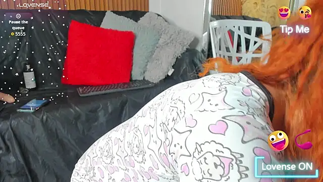 EvamilfXXX online show from 11-16-25, 04:51