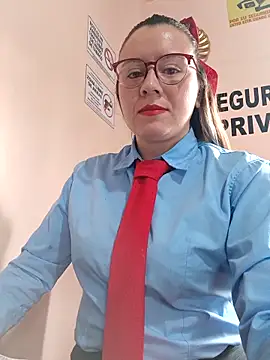 Snapshot of Hannah-colx chatting on 04-22-26, 01:12 Hannah-colx online show from 04-22-26, 01:12