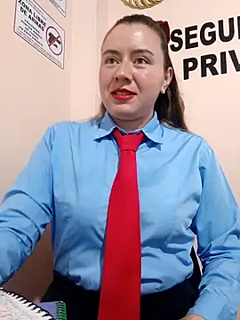 Snapshot of Hannah-colx chatting on 04-29-26, 01:48 Hannah-colx online show from 04-29-26, 01:48